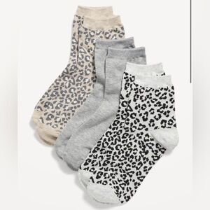 Novelty Quarter Crew Socks 3-Pack